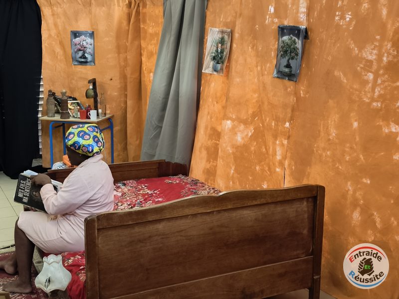 Marie-Véronique dans la scène de la chambre